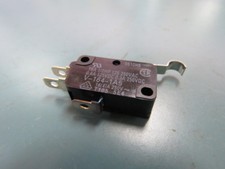 Omron Electronic Components  V1641A5 Qty of 12 per Lot SWITCH Switch sim roller