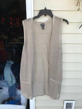 Chico  s Travellers COLLECTION METALLIC VEST STYLE: 570112984 SIZE 2 ONLY VEST 