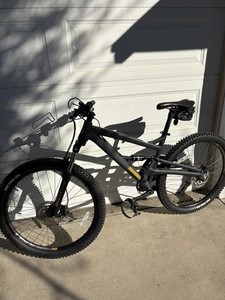 mountain bike full suspension Aroz 2 18'' seat tube black accessories inc.