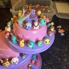 Squinkies Palace Surprize Cake Display Tower w/ Squinkies w/ Bonus Cupcake — photo 3