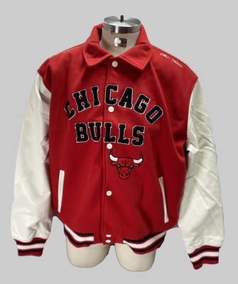 Ultra Game Men s XXL Official Licensed Chicago Bulls Varsity Bomber Jacket NWT