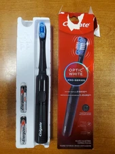 Colgate Optic White Pro Series Powered Toothbrush DAMG BOX E11C