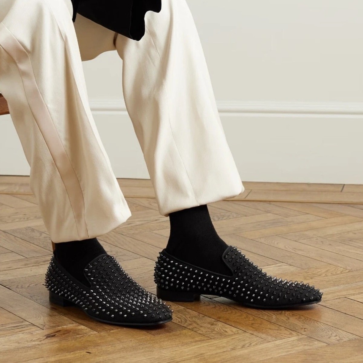 クリスチャンルブタン　ダンデライオン　spikes size:42　シューズ Christian Louboutin Dandelion Spike Studded Smoking Loafer