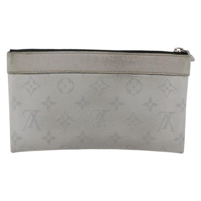 LOUIS VUITTON Monogram Taigarama Pochette Discovery PM Gray M30279