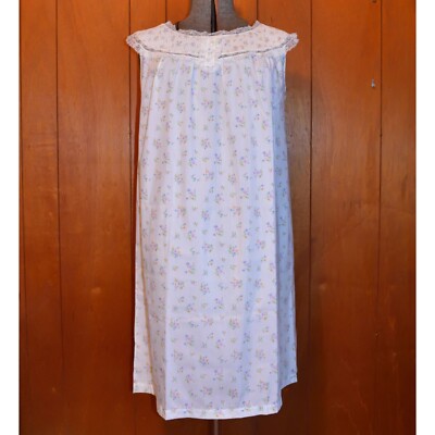 Vintage Barbizon Batiste Sleeveless White Floral Nightgown Lace Pleated USA  Made