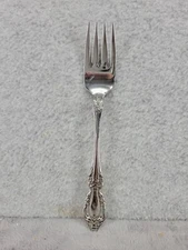 One ONEIDA Distinction Deluxe Stainless Steel Serving Fork Floral Scroll Design