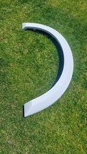 Wheel Arch Trim. Landrover Discovery 3/4 Commercial. Fuiji White. New Respray