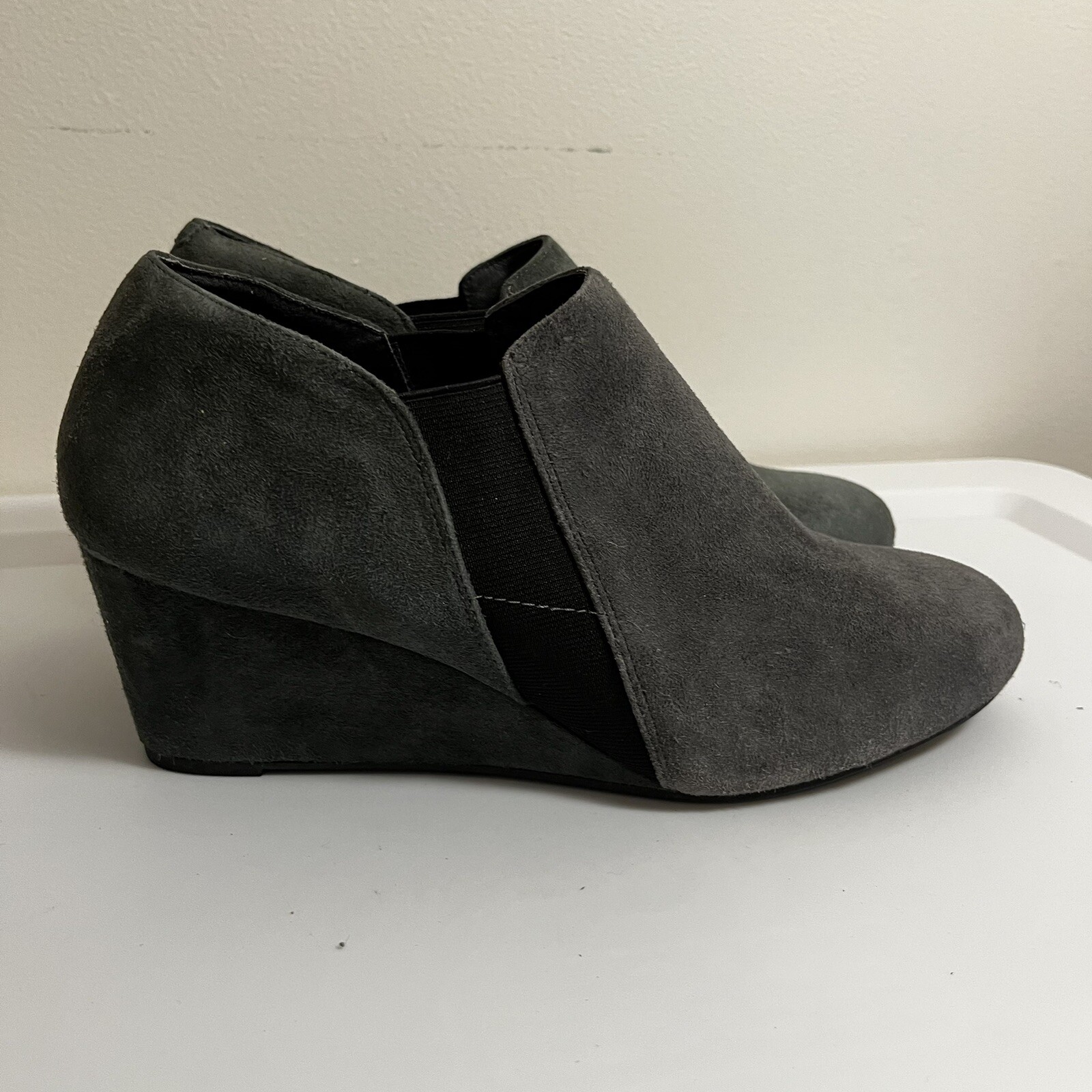 Vionic Wedge Stanton Pull On Gray Suede Comfort O… - image 1
