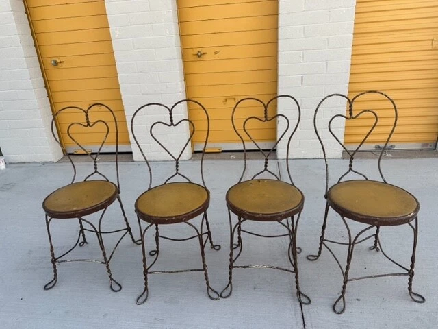 Vintage Ice Cream Parlor Table and 4 Chairs - Image 3 of 4