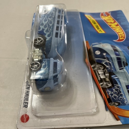 Hot Wheels track stars custom volkswagen hauler Set of Two - Picture 8 of 10