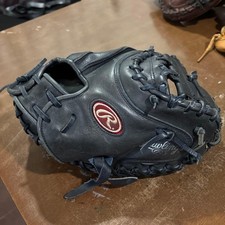 Rawlings Softball Catcher's Mitt, Catcher's Glove, Right-handed Baseball