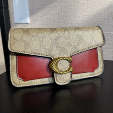 Coach Signature Flap Wallet C Logo Beige/Red/Gold Women s Credit Card