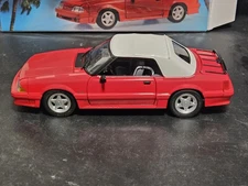 GMP 1:18 1991 FORD MUSTANG GT CONVERTIBLE "BEVERLY HILLS COP" IN RED. #18998 NEW