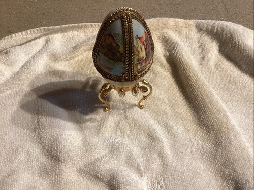 Eggpression Music Box Egg In Great Condition 1 Out Of 300