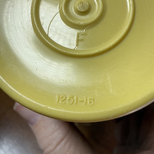 Vintage Tupperware Tumblers 6 oz. Juice Cups Harvest Gold #1251 - Set of 3 - Picture 6 of 8