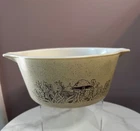 Vintage Pyrex Forest Fancies Casserole 474-B W/O Lid 1.5L