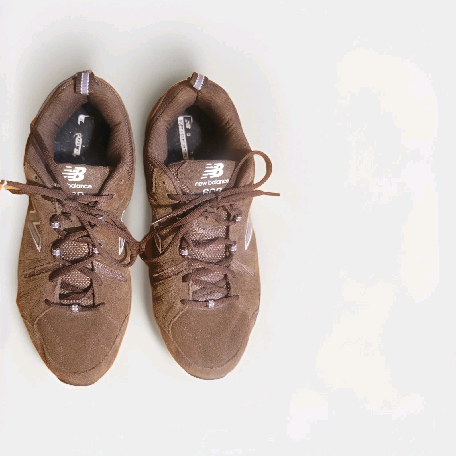 New Balance 608v5  Brown Suede Men's Athletic Sneakers MX608UB5 4E Size 11. 