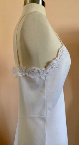 VTG SEARS SLIP 'THE DOESN'T SLIP' SIZE 34 FORMAL ALL NYLON NON CLING USA EXC. - Picture 11 of 13