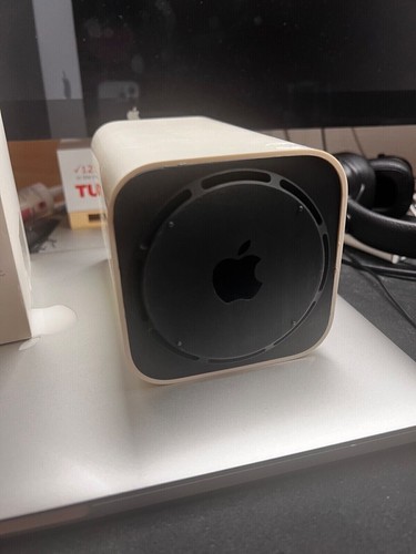 Official APPLE 5Th Gen AirPort Time Capsule WiFi Cable Fibre Router 2 TB Biggest - Picture 11 of 11