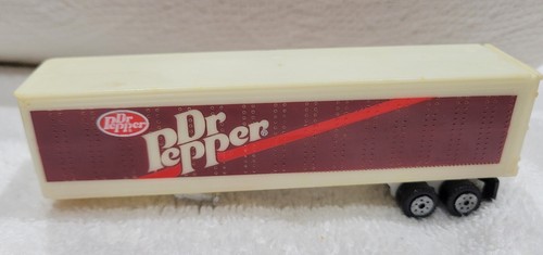 Vintage Road Champs Dr Pepper Kenworth T600A Truck Trailer Die Cast Semi 1987 - Picture 3 of 11