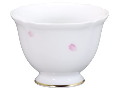 Okura Toen Hand-painted Sakura Sake Cup Tableware Kitchenware