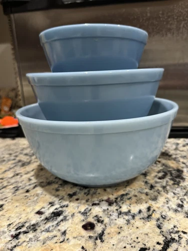 💙🩵💙🩵Pyrex Delphite Bluebelle 3 Pc. Nesting Mixing Bowl Set (#401, 402, 403)
