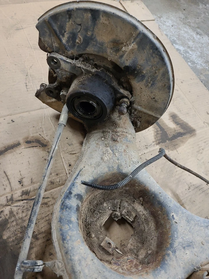 Brazo de control trasero izquierdo mercedes-benz w114 w115 220 d/8 Foto 2 de 4