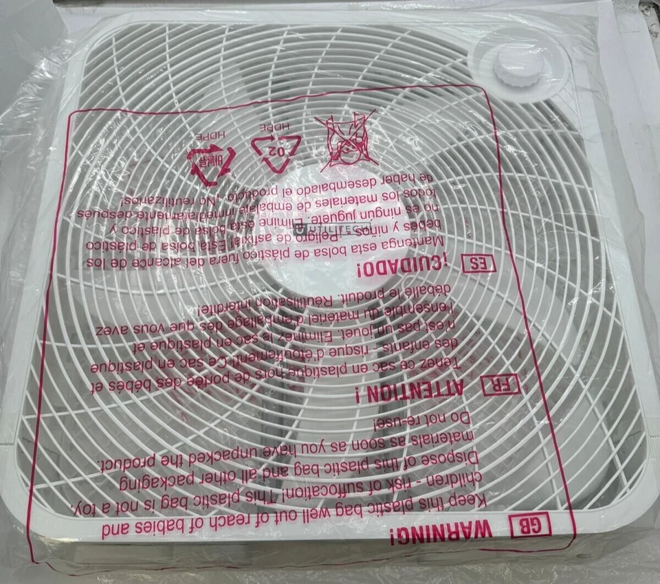 New Open Box Utilitech 20-in 3-Speed Indoor Box Fan White - Image 2 of 3
