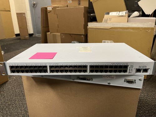 3Com SuperStack 3 (3C17204) 48-Ports Rack-Mountable Switch Managed stackable - Picture 3 of 3
