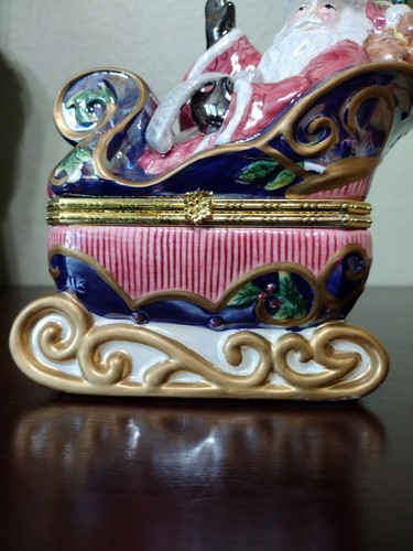 Vintage Santa Claus Trinket Box Avon Collectible 2002 Christmas Decor Hinged - Picture 6 of 9