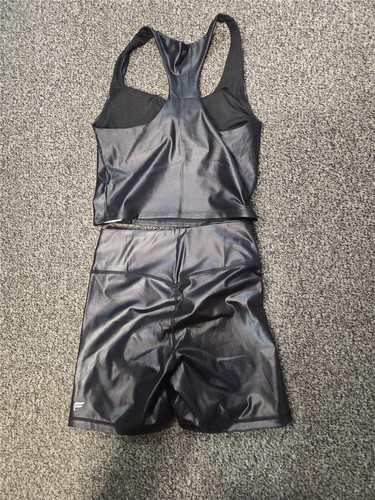 = Fablectics Shorts Tank Set Shine Black Medium High Waisted 365+ NEW - 第 2/4 張圖片