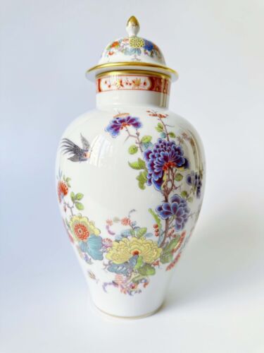 RARE Genuine Vintage Meissen Kakiemon Vase Hand Painted Germany Porcelain - Picture 1 of 11