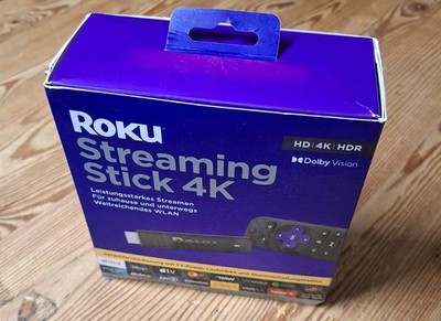 Roku Express 4K Box inklusive Fernbedienung und Micro-USB zu Ethernet Adapter.