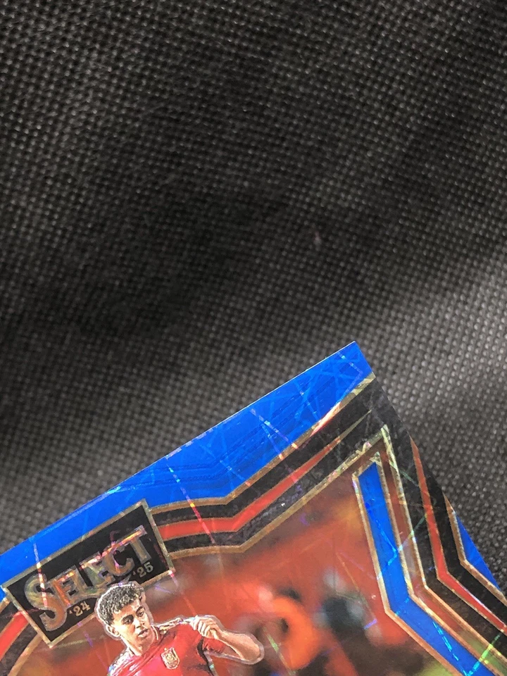 2024-25 Seleccionar Fútbol Lamina Yamal AZUL LAZER PRIZM NIVEL DE CAMPO SSP No. 231 📈📈 Foto 4 de 4