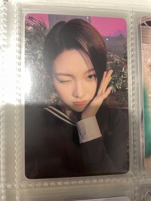 ILLIT iroha Offical photocard from BOMB Album Yizhiyu YZY Video Call Fansign 4.0