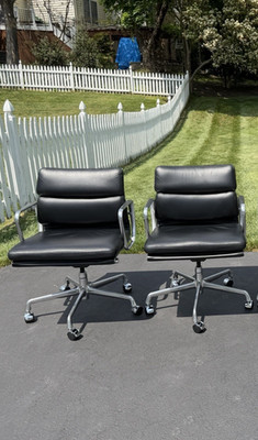 Herman Miller Eames Soft Pad Management Chairs - Black Leather - Set of 2