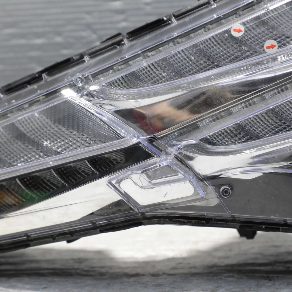 Lámpara de estacionamiento con señal de giro lateral derecho LED DRL superior Hyundai Tucson 2022-2025 OEM Foto 4 de 4