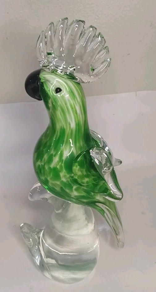 Picture 1 of 9