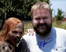 Robert Kirkman The Walking Dead Signed Photo 11x14 Beckett Authenticated