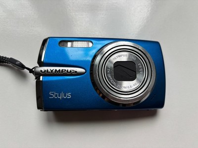 Olympus Stylus 1020 Digitalkamera Kompaktkamera blau gebraucht funktionsfähig