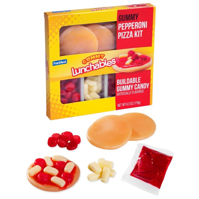 Frankford Gummy LUNCHABLES Buildable Gummi Candy Kit PEPPERONI PIZZA
