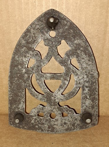 Cast Sad Iron Trivet FERROSTEEL and WEB - Picture 2 of 5