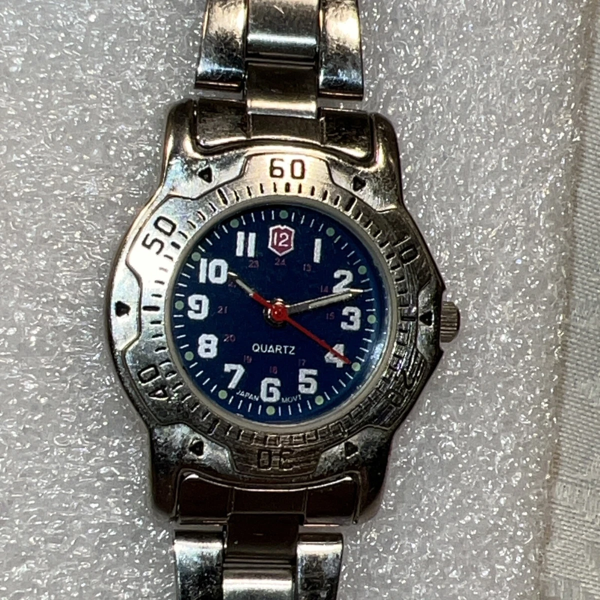 How much is a quartz watch sale