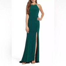 MAC DUGGAL BEADED HALTER NECK EMERALD GOWN NWT
