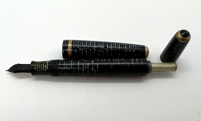 VINTAGE PARKER VACUMATIC FOUNTAIN PEN 4-5/8