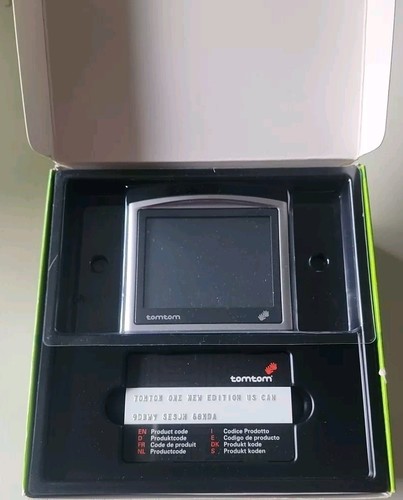 TomTom One US & Canada EDITION GPS Car Navigation Mountable System - Picture 2 of 3
