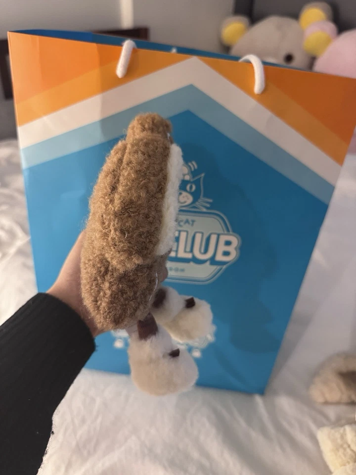 Jellycat Amuseables Molasi Cookie – LA Exclusive Ski Club 2025 NWT Ready To Ship - Image 3 of 4