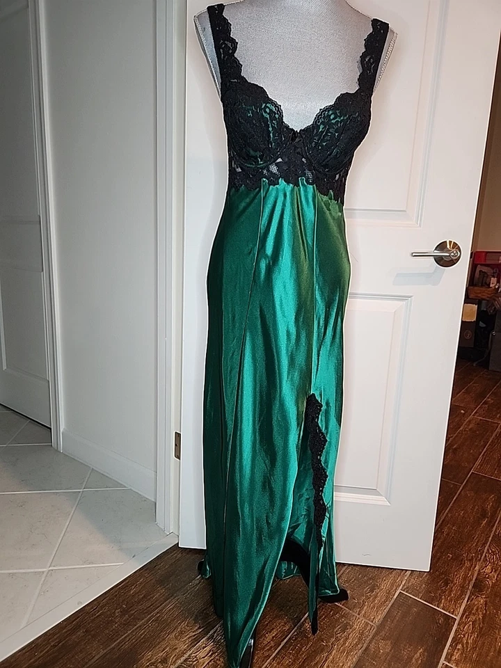 Conjunto de Vestido Victoria's Secret Robe 2 Peças Longo Feminino Esmeralda Verde Cetim Renda M/G - Imagem 3 de 4