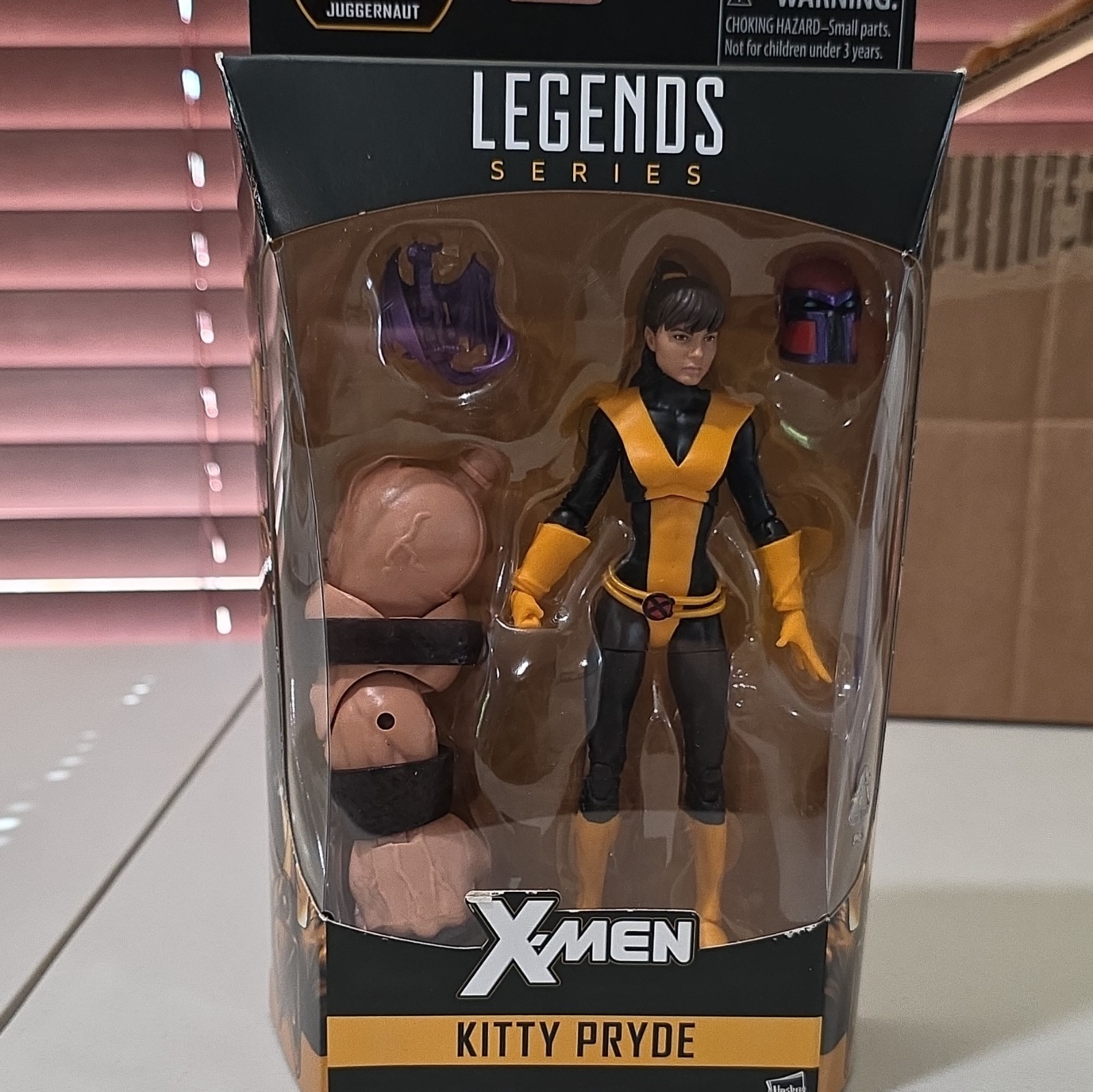 Hasbro Legends Series X-Men Kitty Pryde Action Figure Black/Yellow