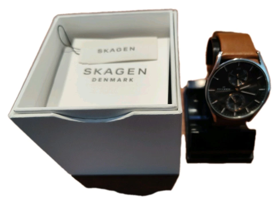 Skagen Men's Holst Chronograph Charcoal Dial Brown Leather Watch SKW6086 - Image 4 of 4